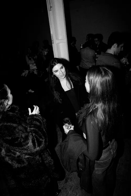 issue 003: currents launch, london